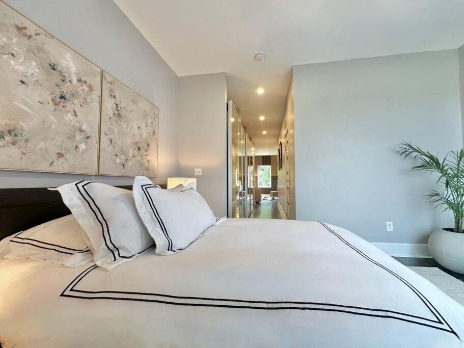 The Josephine By Luxe Pgh